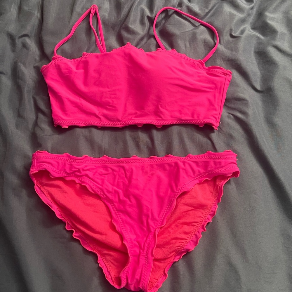 hot pink bikini!